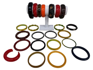 (23) Group of Bakelite Bangle Bracelets
