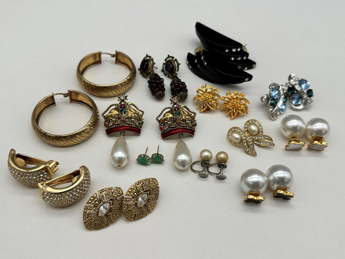 (14) Group of Costume Jewelry Earrings;Crown Trifari, Hobe, Richelieu, Belizza of Turkey, Christian: (14) Group of Costume Jewelry Earrings: Crown Trifari, Hobe, Richelieu, Belizza of Turkey, Christian Dior, Gold Filled.