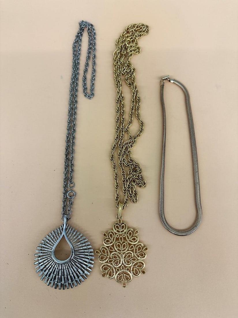 (3) Crown Trifari Costume Jewelry Necklaces: (3) Crown Trifari Costume Jewelry Necklaces