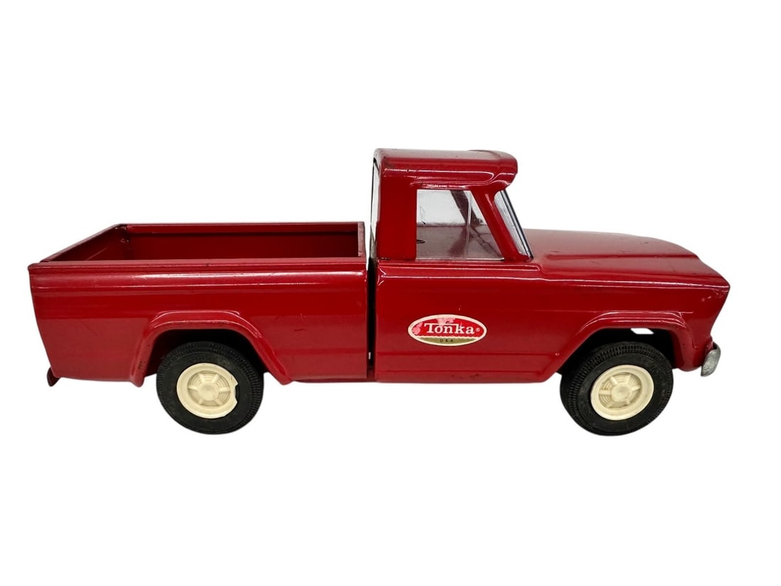 1960's Tonka Red Truck Jeep (1 of 3)