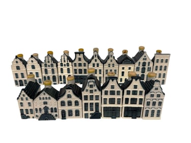 (17) Blue Delft KLM Miniature Houses by Bols