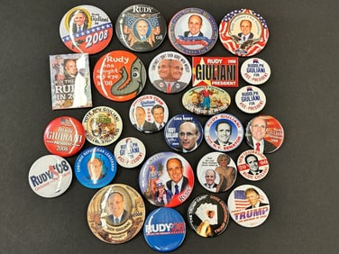 (25) Rudy Giuliani Political Buttons (2) Donald Trump
