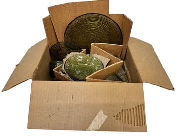 (16) Piece Anchor Hocking Avocado Green Glass Set in Original Box