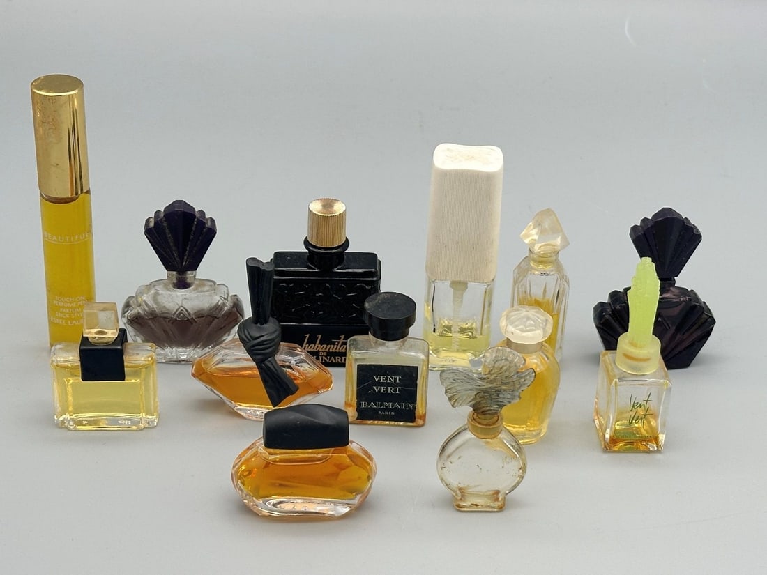 Group of Mini Vintage Perfumes: Group of Mini Vintage Perfumes: Includes Estee Lauder, Givenchy, Pierre Balmain, Vent Vern Balmain, Linsolent.