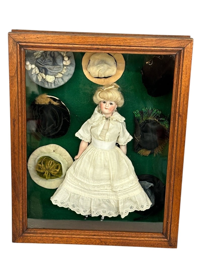 Kestner 172 "Gibson Girl" Doll In Shadow Box With Hats: Kestner 172 "Gibson Girl" Doll In Shadow Box With Hats: Doll measures 10.5" tall.