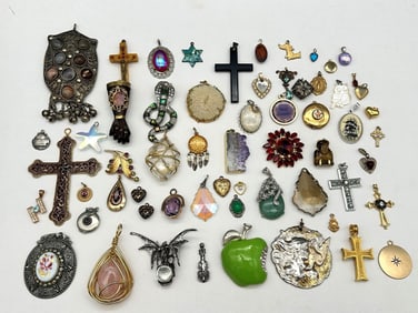 (59) Costume Jewelry Pendants