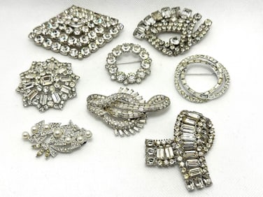 (8) Group of Early Vintage Clear Rhinestone Jewelry Brooches