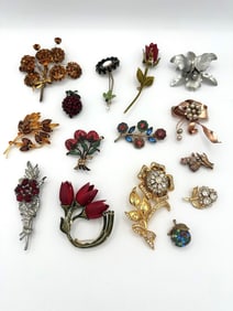 (15) Unsigned Vintage Brooches