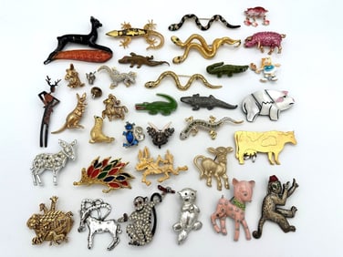 (35) Vintage Animal Brooches