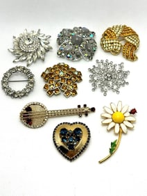 (9) Weiss Costume Jewelry Brooches