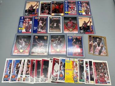 (31) Group of Michael Jordan Basketball Trading Cards