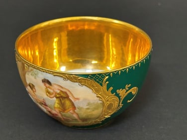 Royal Vienna Cup with Handle Gold Wash Bowl