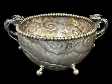 Derby Quadruple Silver Plate Hand Hammered Footed Bowl