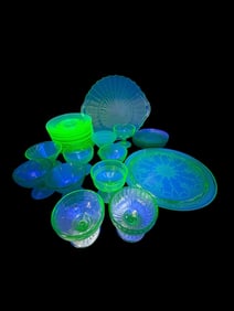 (28) Pieces of Vaseline Glass Including Jeannette