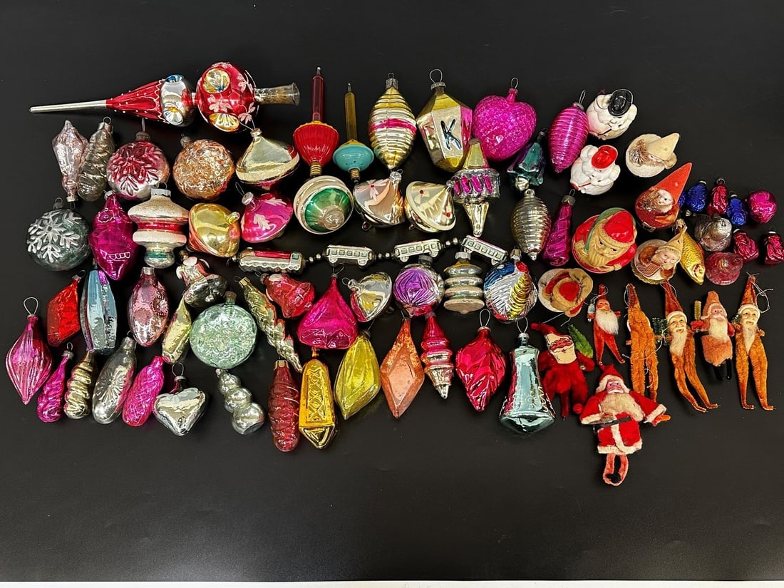 (76) Vintage Christmas Ornaments Glass, Paper, Cloth (1 of 14)