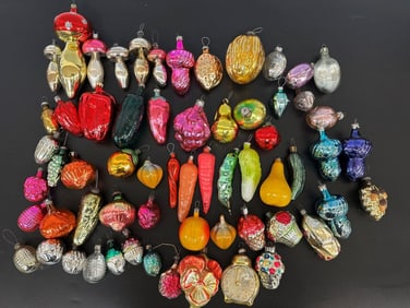 (62) Vintage Glass Fruit, Acorns, Vegetables, Nuts, & Figural Ornaments