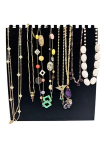 (7) Vintage Costume Jewelry Necklaces