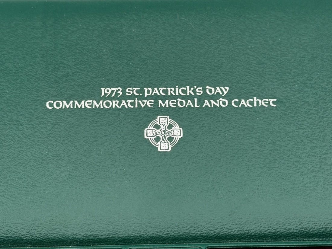 1973 St. Patrick Day .999 Silver Medal and Cachet: 1973 St. Patrick Day .999 Silver Medal and Cachet:
