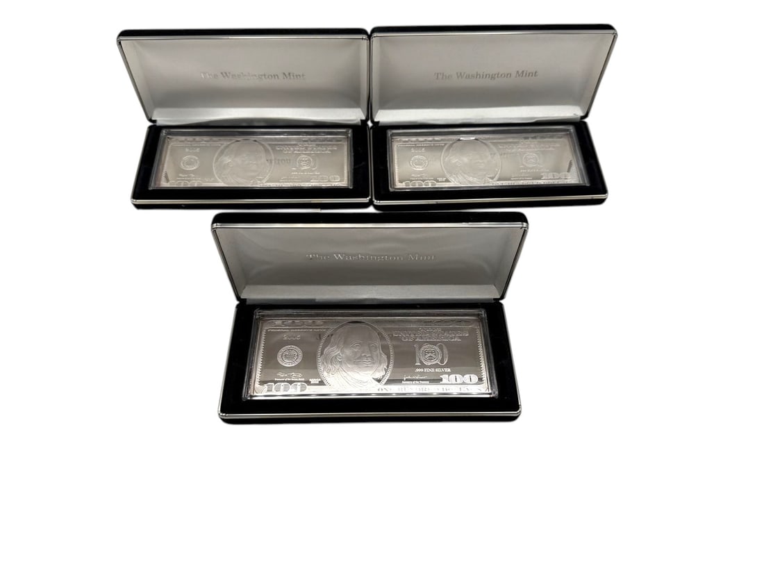 (3) 2005 $100 Bills Washington Mint 4 Troy Ounces of Silver in Each Bar: (3) 2005 $100 Bills Washington Mint 4 Troy Ounces of Silver in Each Bar: With Box and COA.
