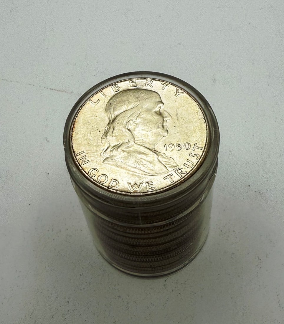 (20) Franklin 50C Silver Half Dollar Coins: (20) Franklin 50C Silver Half Dollar Coins. Mixed dates from the 1950's.