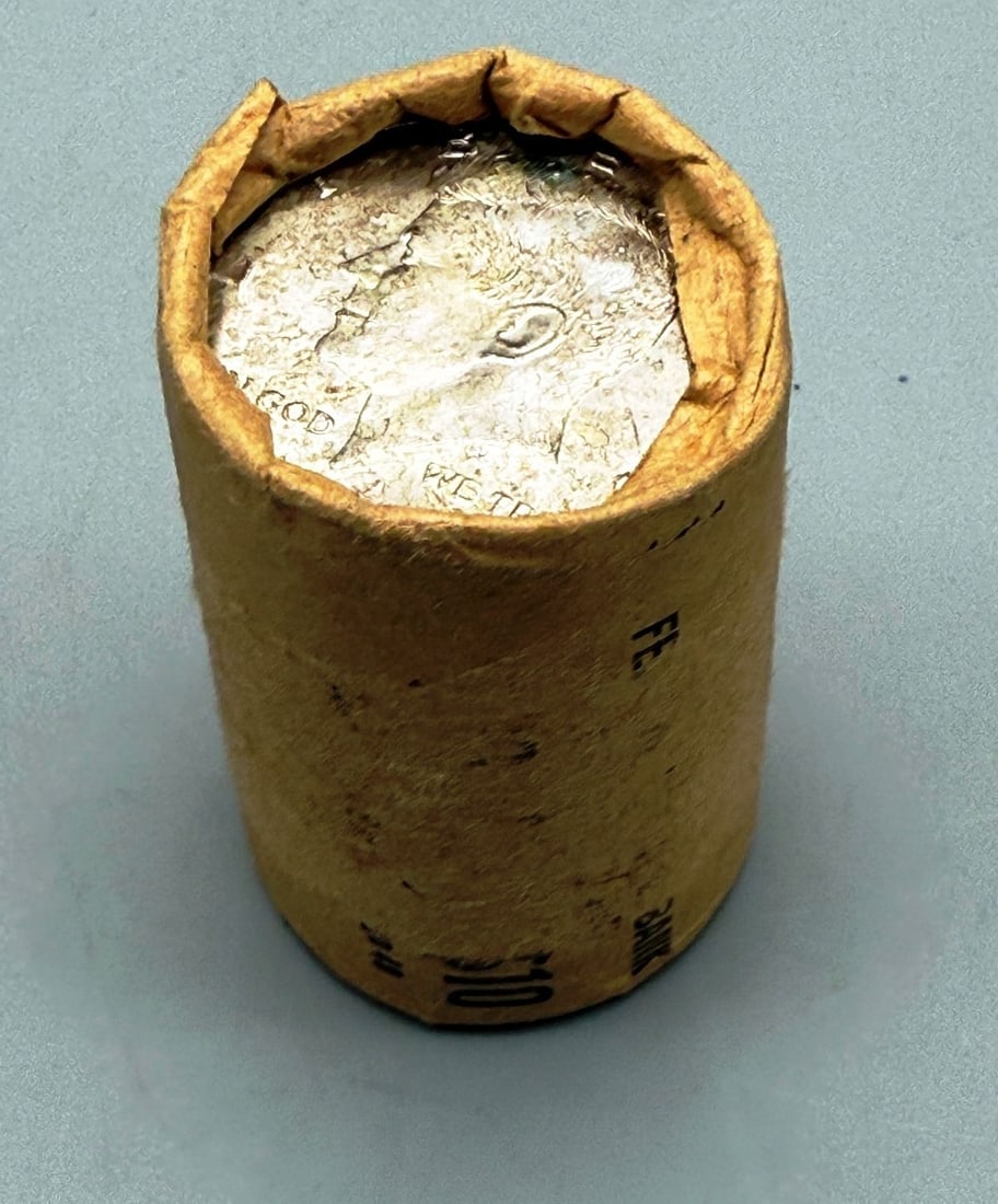 Roll of 1964 Kennedy 50C Half Dollars Original Federal Reserve Coin Wrap: Roll of 1964 Kennedy 50C Silver Half Dollars, Original Federal Reserve Coin Wrap.