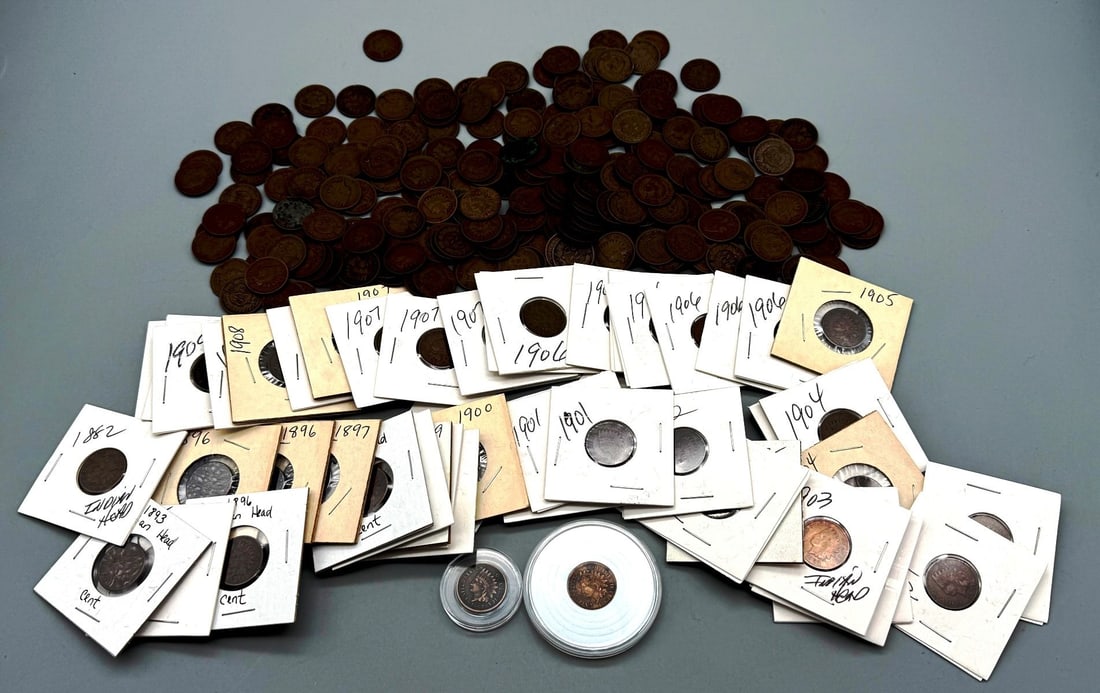 Group of (287) Indian Head Pennies: Group of (287) Indian Head Pennies, unresearched.