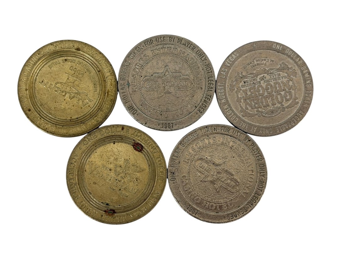 Group of Casino Tokens: Group of Casino Tokens: Includes Resorts Int'l, Venetian, Golden Nugget, Aladdin's.