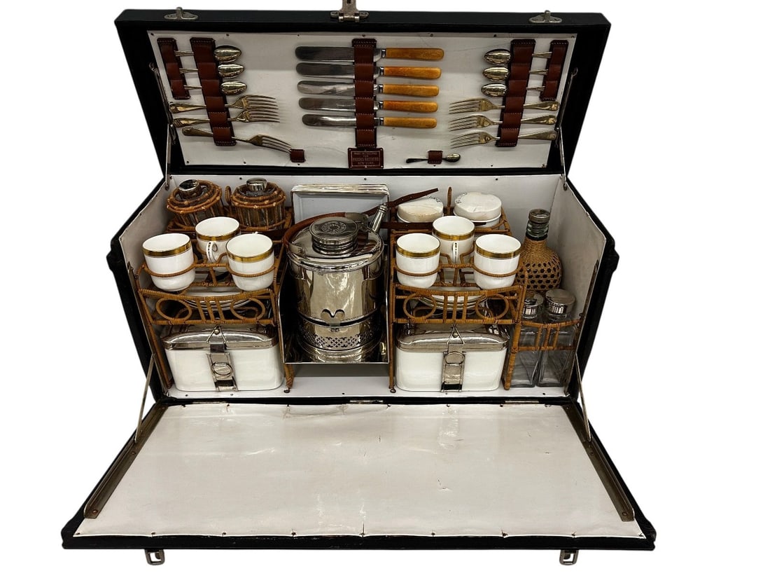 Luxury Picnic Set by Scott & Sons For Brooks Bros. NY Circa 1910: Luxury Picnic Set by Scott & Sons For Brooks Bros. NY Circa 1910: Incredible luxury picnic set that includes: 2 sandwich boxes, stove, 6 enamel plates, 6 other plates and cups, 5 knives, 6 forks and