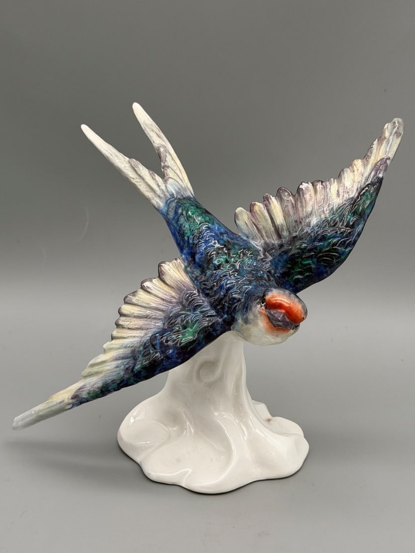 Crown Staffordshire JT Jones Pocelain Swallow Bird (1 of 3)