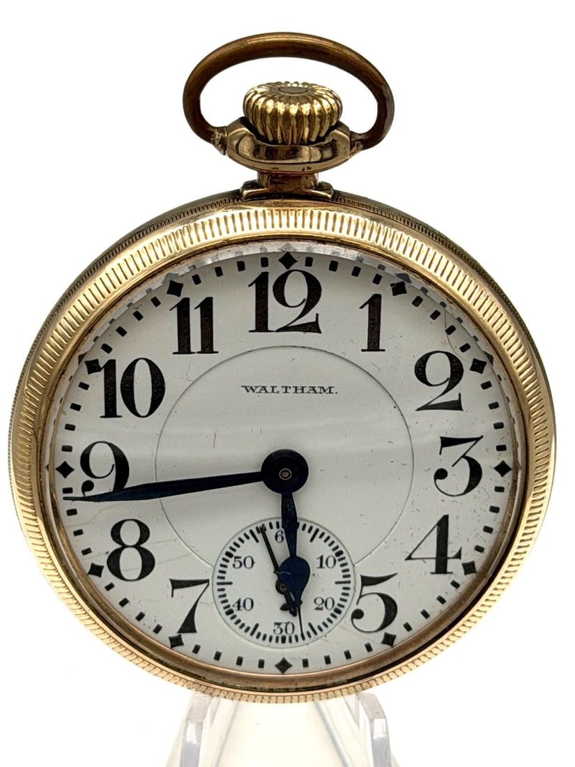 1918 Waltham Gold Filled Pocket Watch (1 of 4)