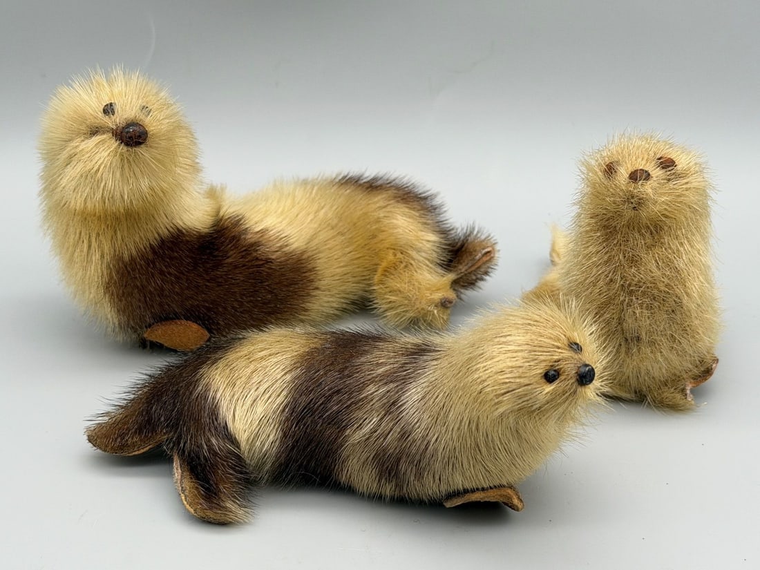 (3) Borgen Norwegian Seals Fur Figurines: (3) Borgen Norwegian Seals Fur Figurines: Longest is 6" long.