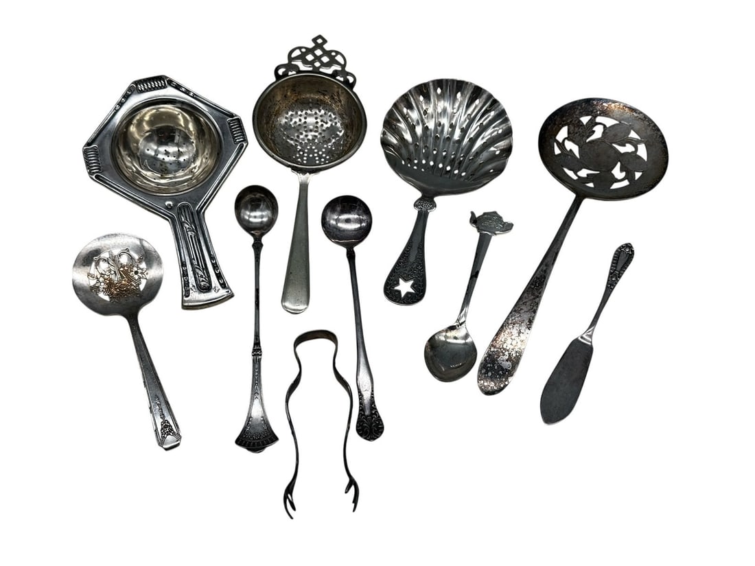 Group of Silver Plate Special Flatware Pieces (1 of 5)