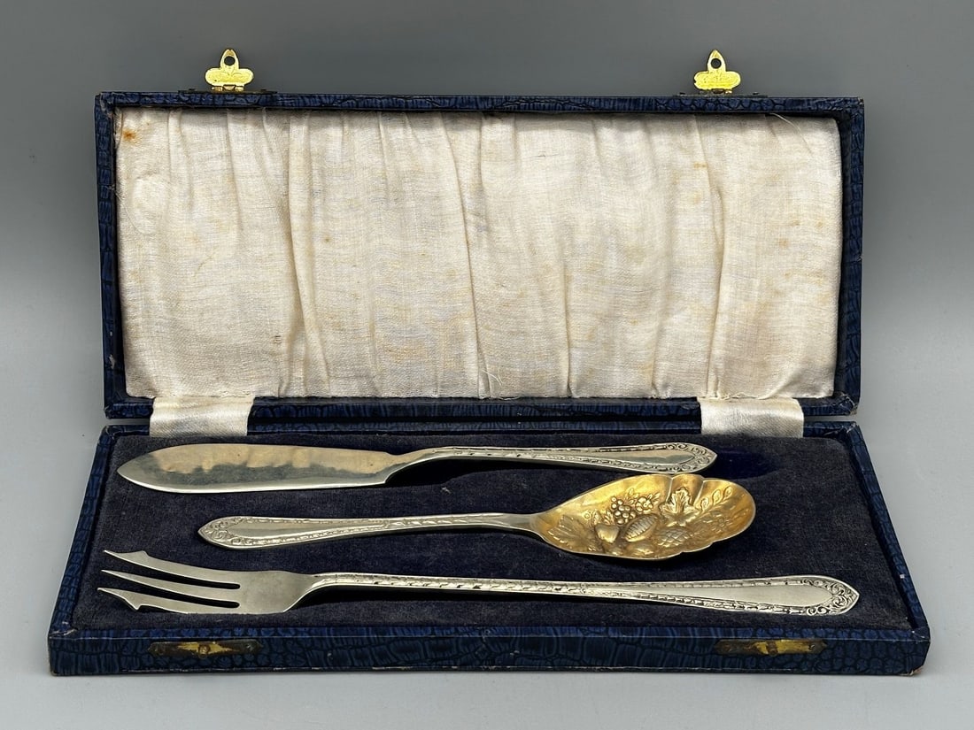 Silva Potters Sheffield (3) Piece Silver Plate Fruit/Cheese Flatware Group OB (1 of 3)