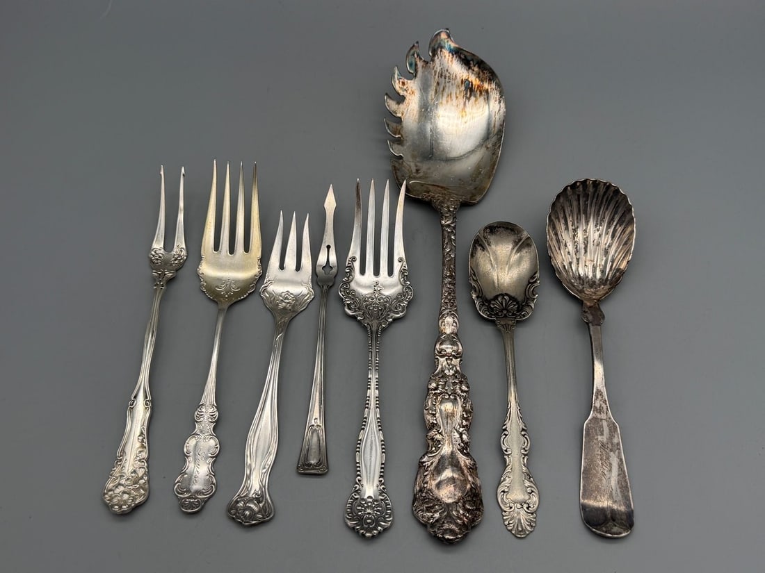 Group of Silver Plate Special Flatware Pieces (1 of 6)
