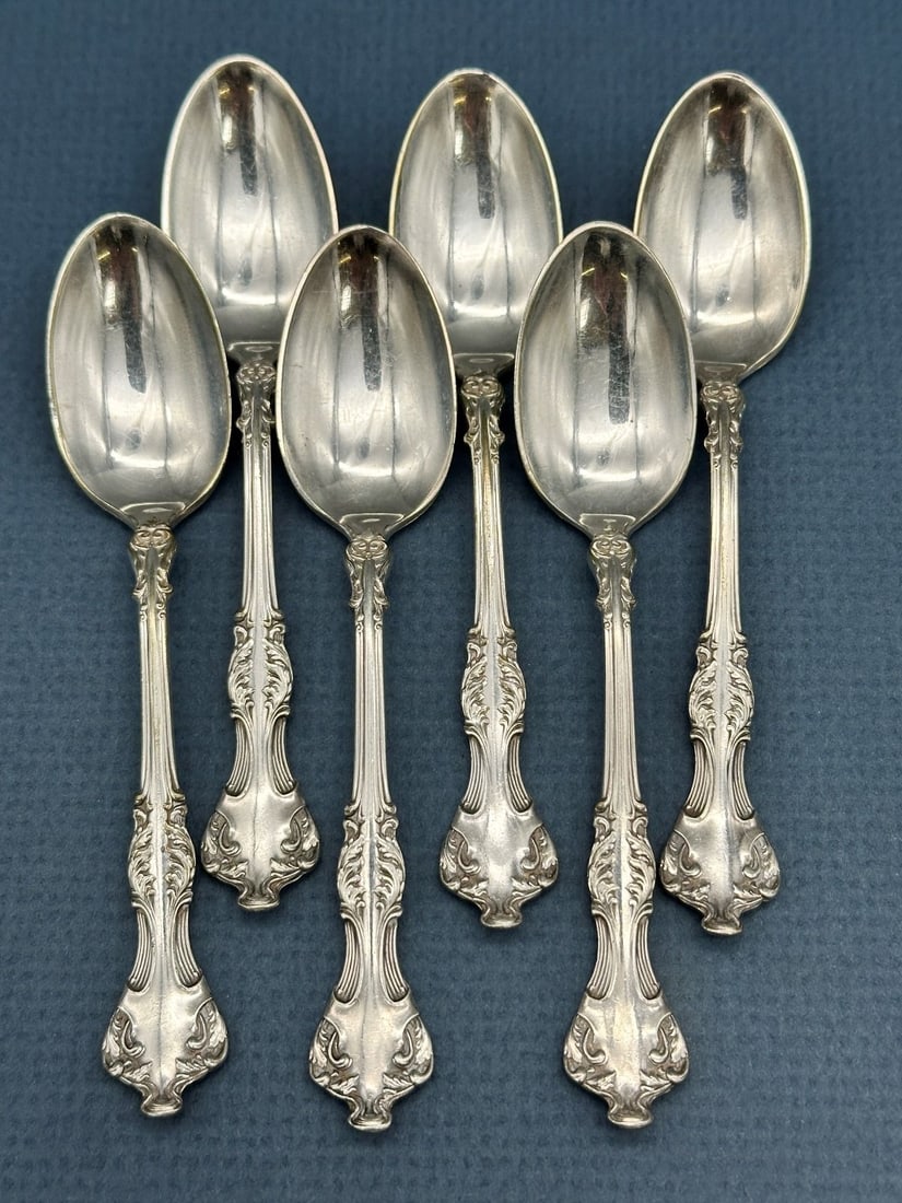 (6) Rogers Bros. Demitasse Silver Plate Spoons "1906 Crest" (1 of 2)
