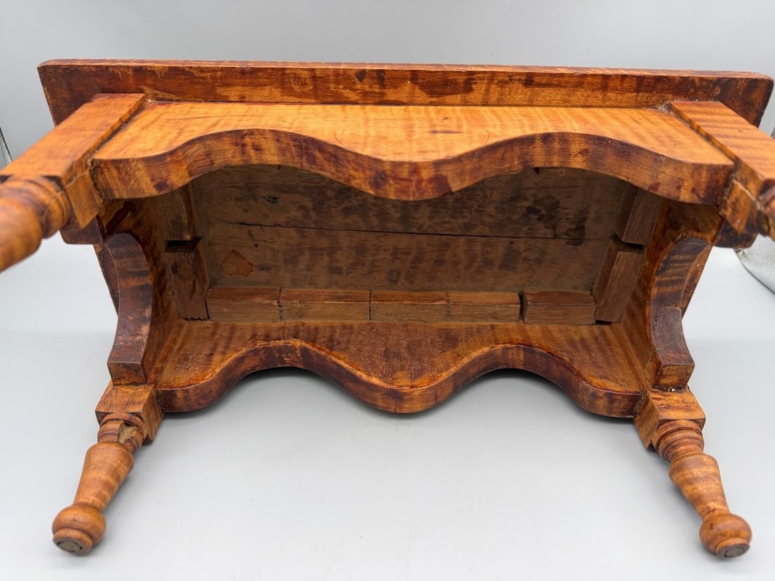 Tiger Maple Small Foot Stool - 5