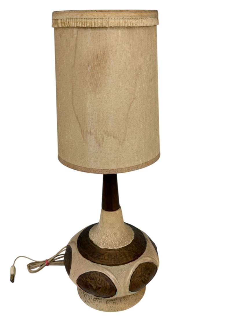 Mid Century Modern Table Lamp (1 of 3)