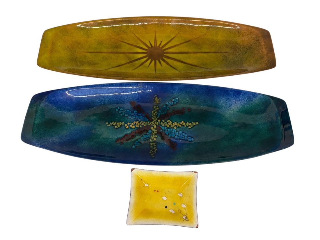 (3) Enamel Copper Dishes: Bovano, Gerte Hacker: (3) Enamel Copper Dishes: Bovano, Gerte Hacker: Larger Bovano's measure 16.5 x 6.25, smaller piece 4 x 3".