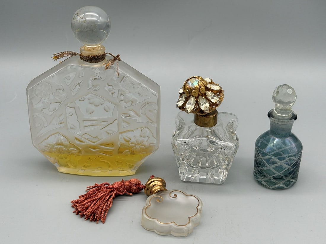(4) Vintage Perfume Bottles (1 of 5)