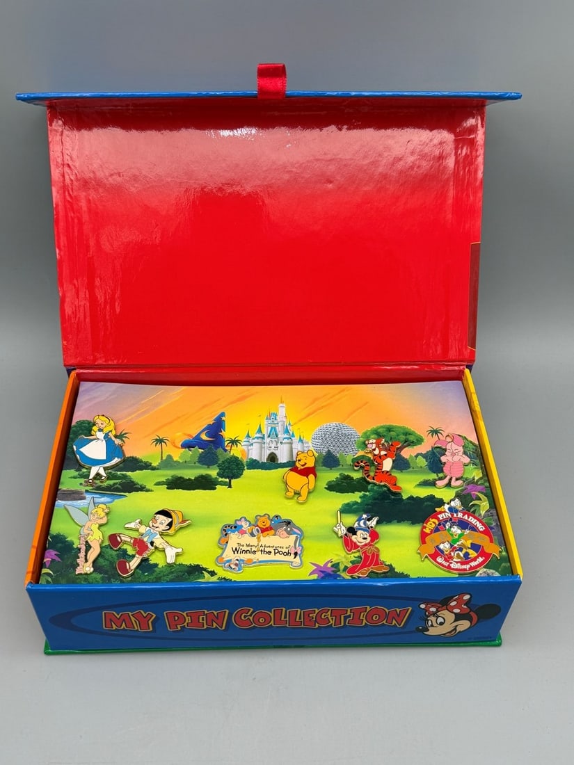 Walt Disney KIDS Pin Trading Box With (9) Pins, and (5) Roll Disney Tape (1 of 7)