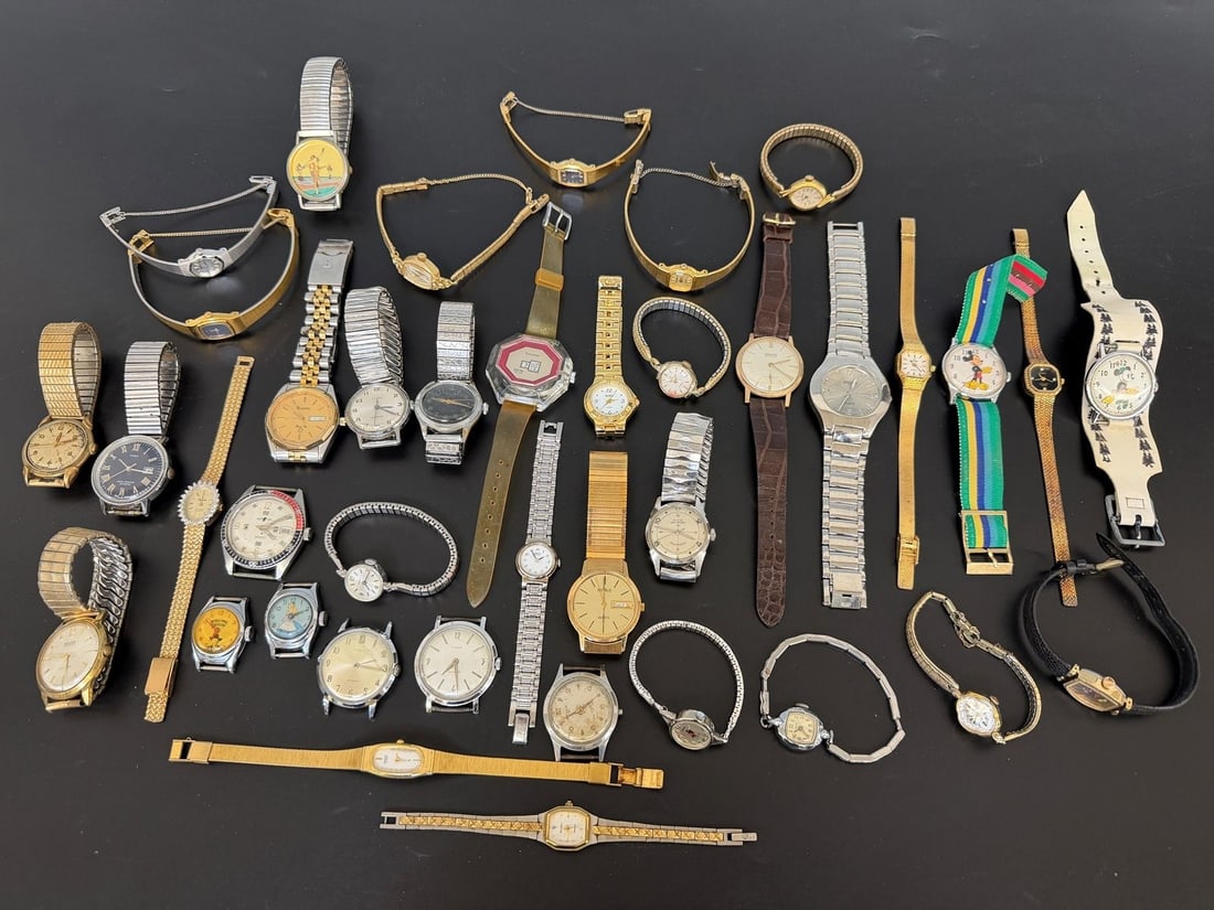 (38) Group of Vintage Watches; Gruen, Elgin, Bulova, Mickey Mouse, Others: (38) Group of Vintage Watches; Gruen, Elgin, Bulova, Mickey Mouse, Others: Includes Cinderella, Minnie Mouse, Mickey Mouse, Hopalong Cassidy, Citizen, Gruen, Elgin, Timex, Bulova.