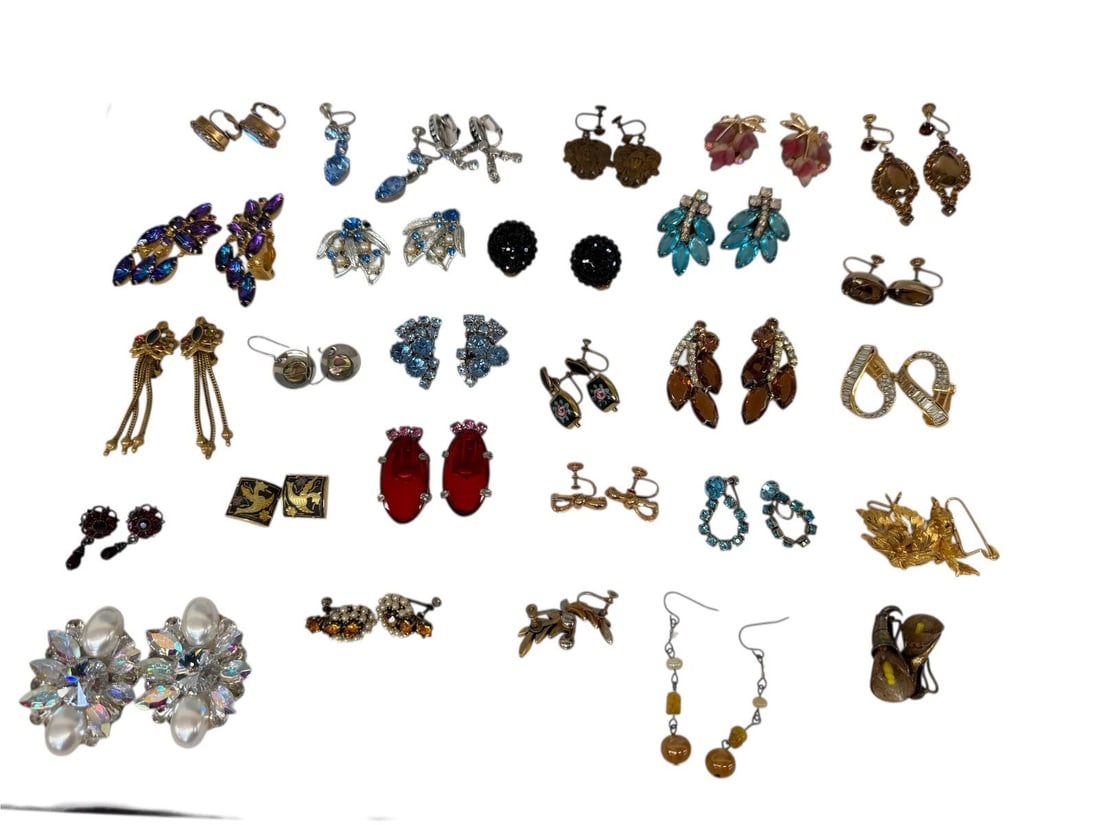 (28) Pairs of Vintage Costume Earrings: Some Signed: (28) Pairs of Vintage Costume Earrings: Some Signed: (Tray E)