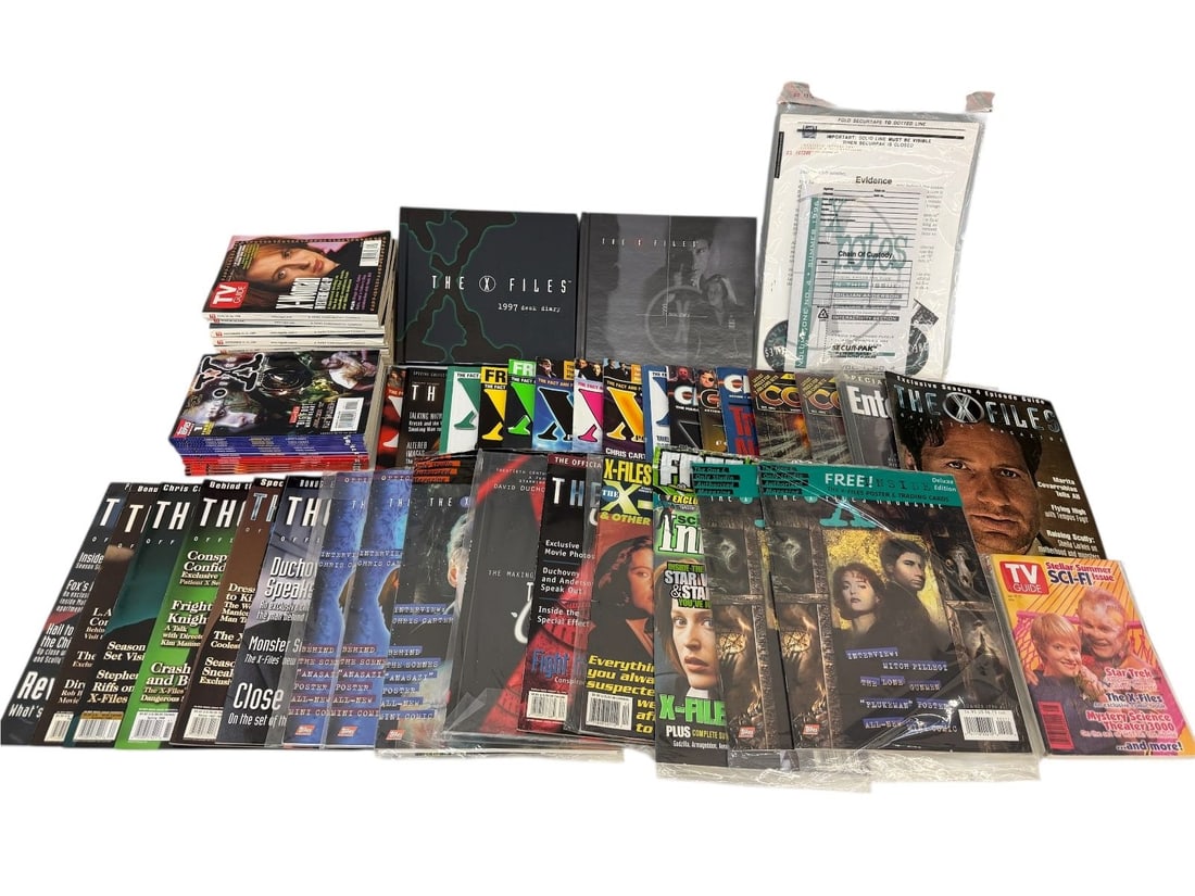 The X-Files Memorabilia, Magazines, Guides, Signed TV Guide Stefan Petrucha: The X-Files Memorabilia, Magazines, Guides, Signed TV Guide Stefan Petrucha: Includes magazines, signed TV Guide Stefan Petrucha 958/2000, TV Guides, Topps Guides, Fan Club member kit, 1997 & 1998
