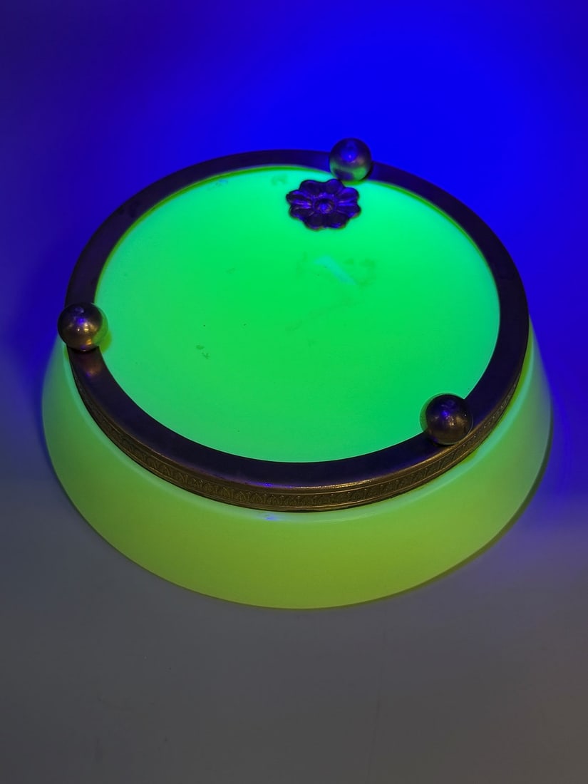 Uranium Glass Dolphin Ormolu Mounted Handle Ashtray - 2