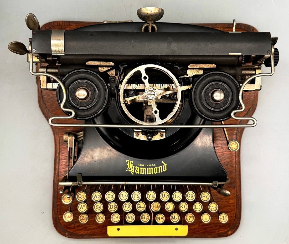 Hammond Multiplex Portable Typewriter with Original Wood Case - 5