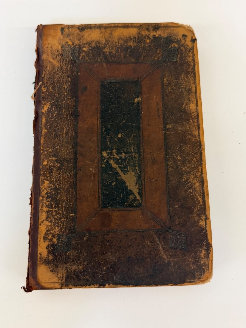 Thomas Robinson "An Essay Towards a natural History of Westmoreland and Cumberland" 1709 First: Thomas Robinson "An Essay Towards a natural History of Westmoreland and Cumberland" 1709 First Edition: Printed by J.L. for W. Freeman. Full calf leather, front cover unattached.
