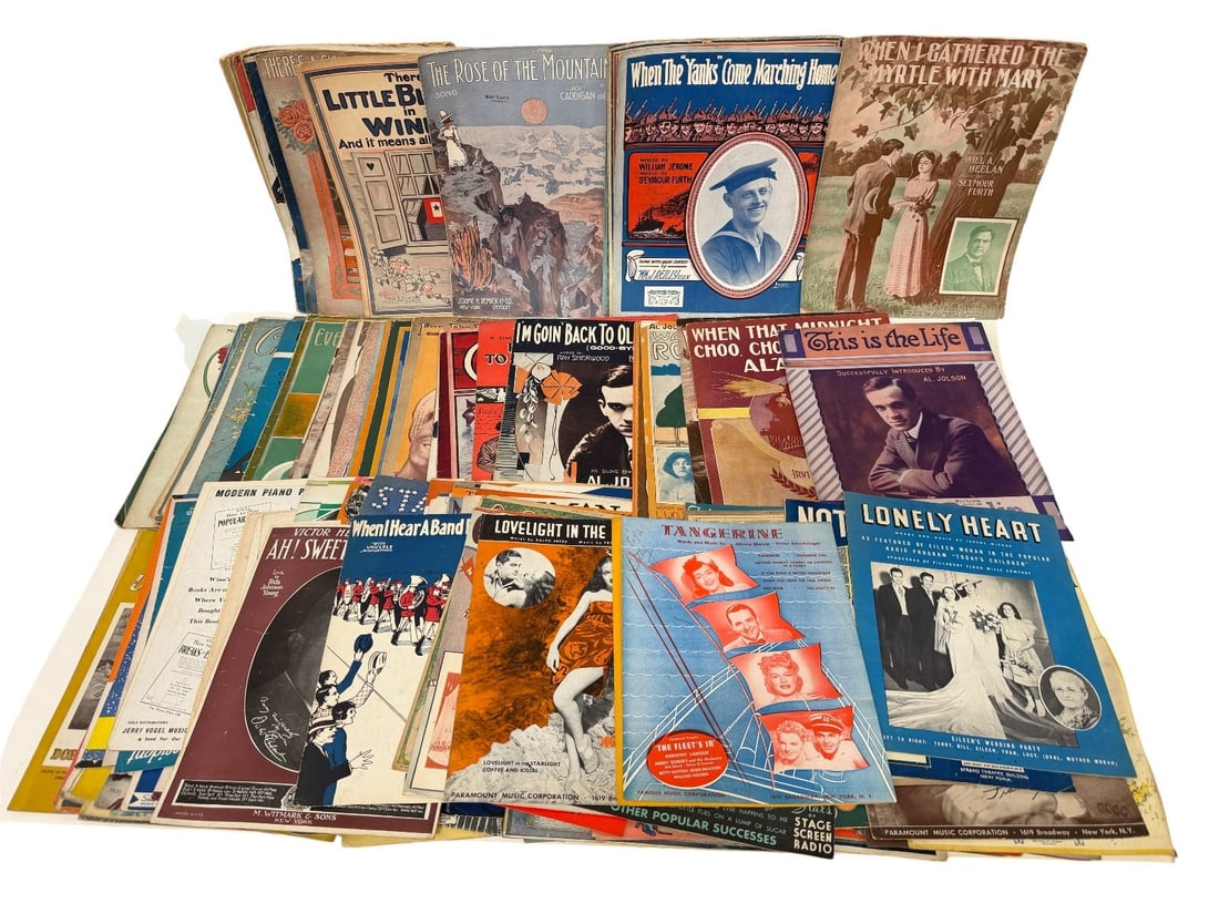 (151) Vintage Sheet Music with Great Cover Art: (151) Vintage Sheet Music with Great Cover Art: Includes Frank Sinatra, Al Jolson, Shirley Temple, and so many more.