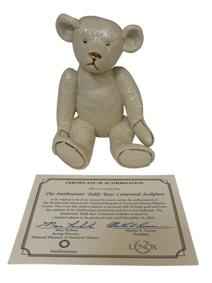 Lenox Smithsonian Porcelain Teddy Bear (1 of 1)