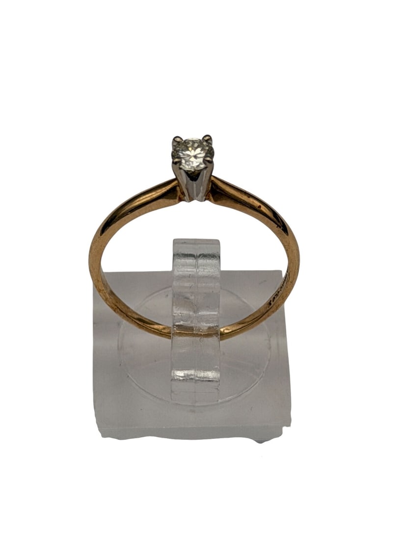 14k Gold Diamond Engagement Ring: 14k Gold Diamond Engagement Ring: Size 7.75, one 4mm (1/4 carat) stone, total weight is 1.85 grams.