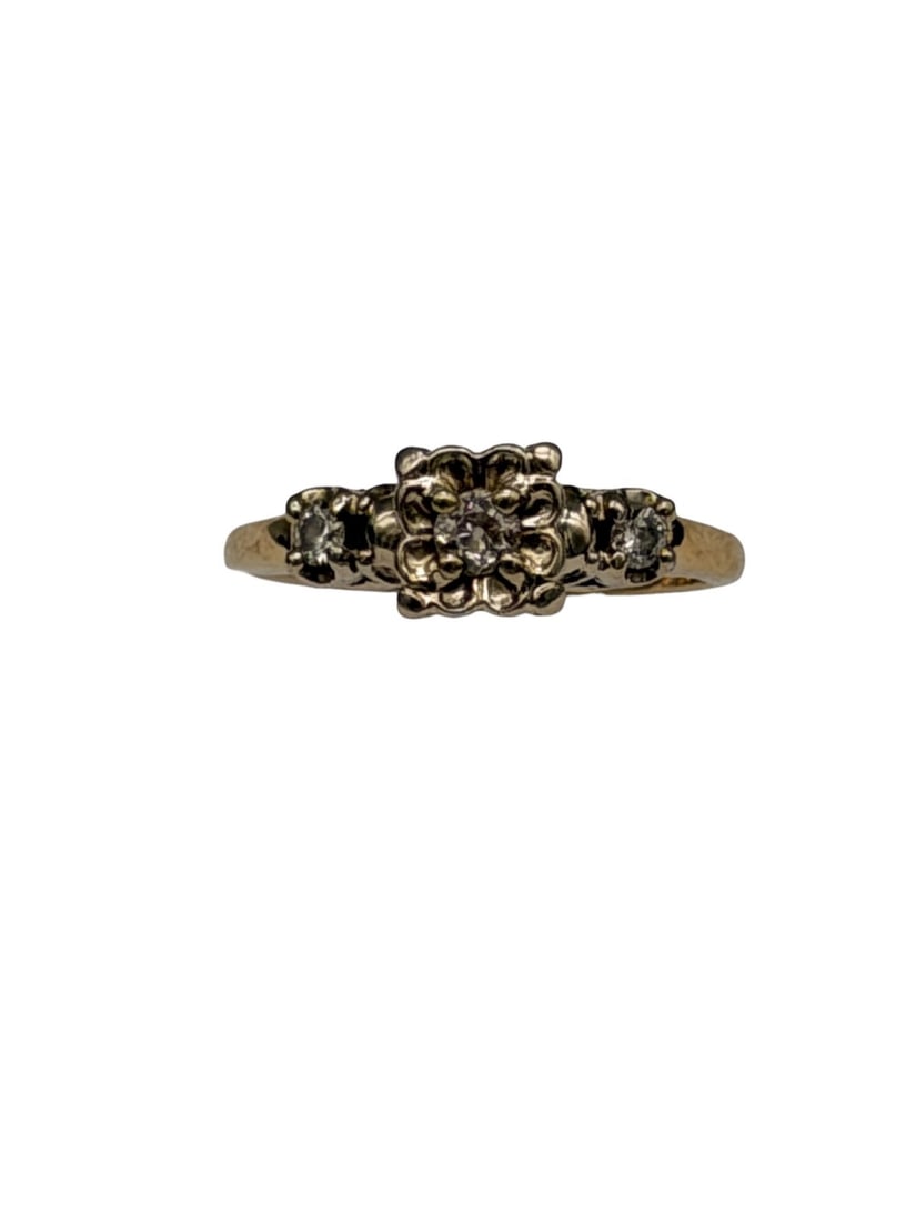 14k White Gold Ring with 3 Round Diamonds (1 of 4)